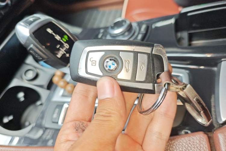 Used BMW 5 Series 2014 520Li Elegant Model Vehicle Key