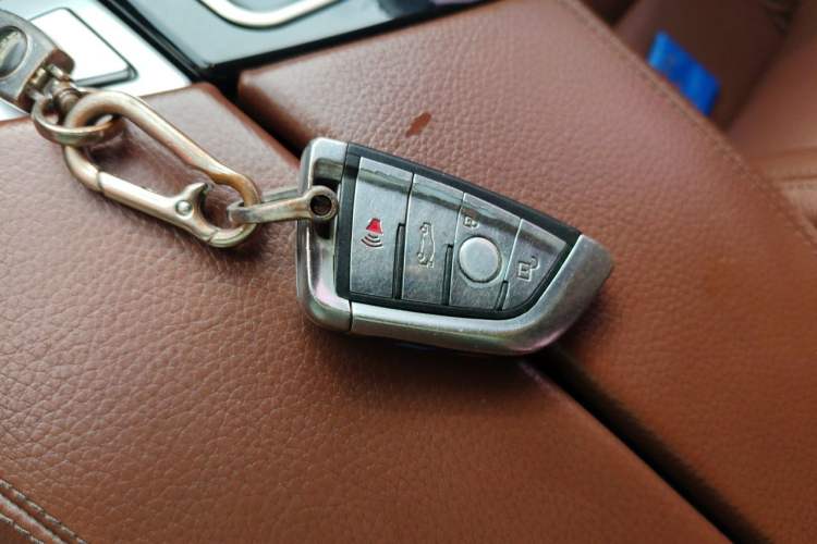 Used BMW 5 Series 2014 520Li Elegant Model Vehicle Key