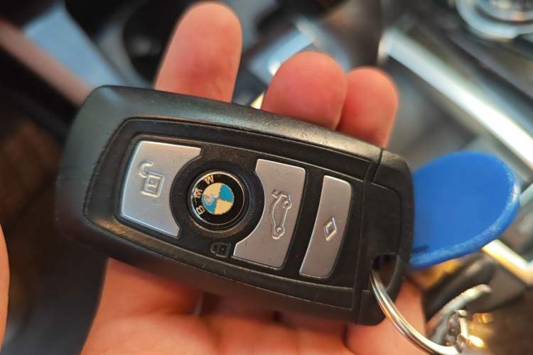 Used BMW 5 Series 2014 525Li Leading Model Vehicle Key