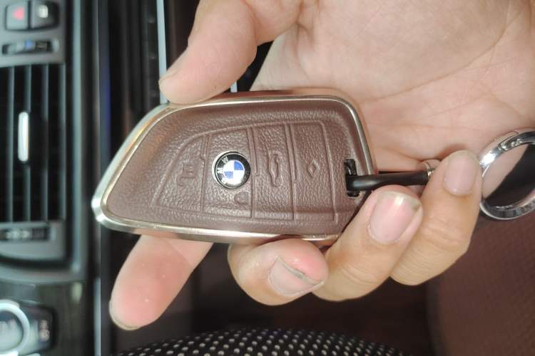 Used BMW 5 Series 2014 525Li Luxury Design Package Vehicle Key