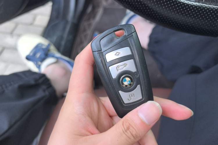 Used BMW 5 Series 2014 525Li Leading Model Vehicle Key