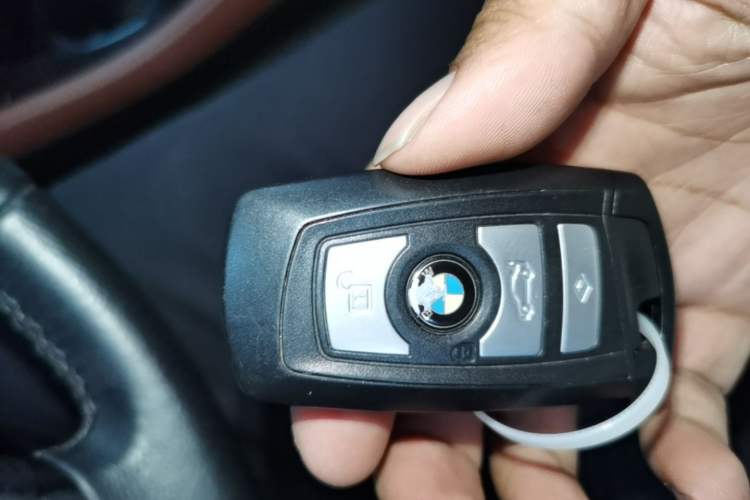 Used BMW 5 Series 2014 525Li Leading Model Vehicle Key
