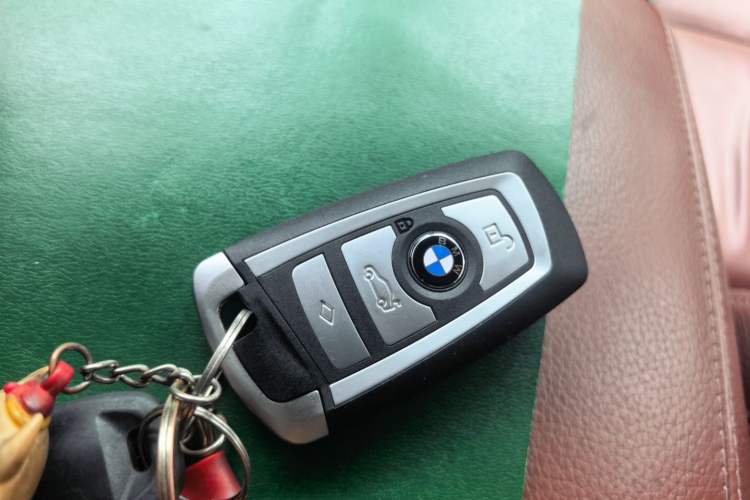 Used BMW 5 Series 2014 520Li Elegant Model Vehicle Key