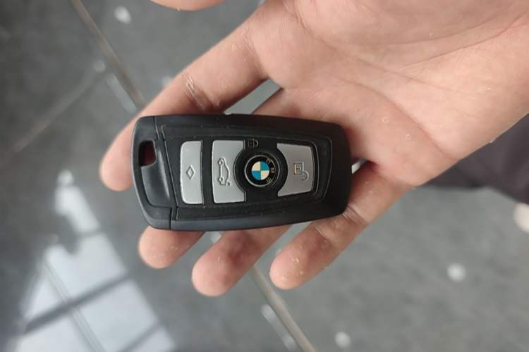 Used BMW 5 Series 2014 525Li Leading Model Vehicle Key