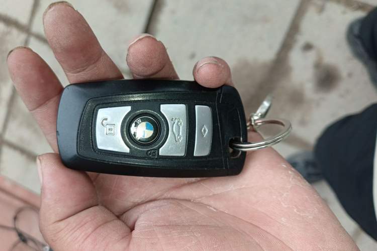 Used BMW 5 Series 2014 520Li Elegant Model Vehicle Key