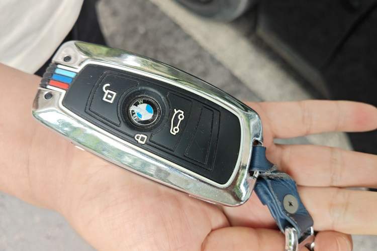Used BMW 5 Series 2014 520Li Elegant Model Vehicle Key