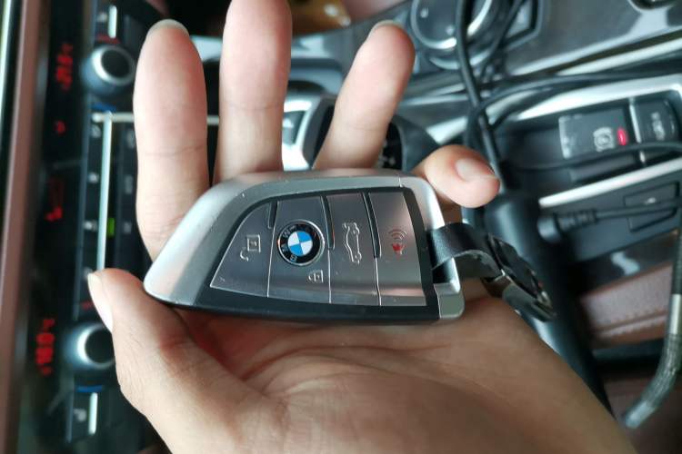 Used BMW 5 Series 2014 530Li Leading Model Vehicle Key