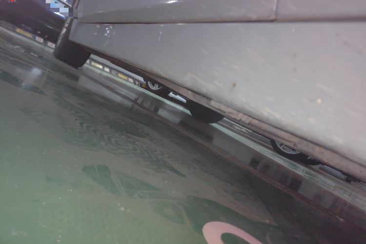 Used BMW 5 Series 2014 525Li Leading Model Chassis Front Right