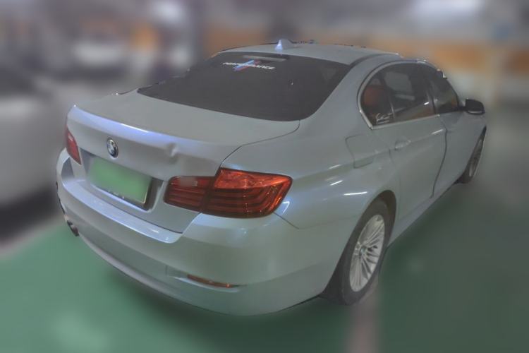 Used BMW 5 Series 2014 525Li Leading Model Rear Right 45 Deg
