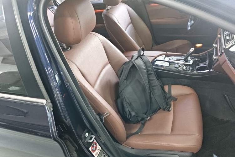 Used BMW 5 Series 2014 520i Touring Edition Right Front Seat