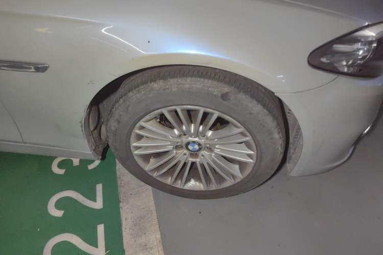 Used BMW 5 Series 2014 525Li Leading Model Right Front Wheel Hub