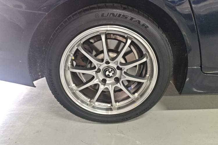 Used BMW 5 Series 2014 520i Touring Edition Right Rear Wheel Hub