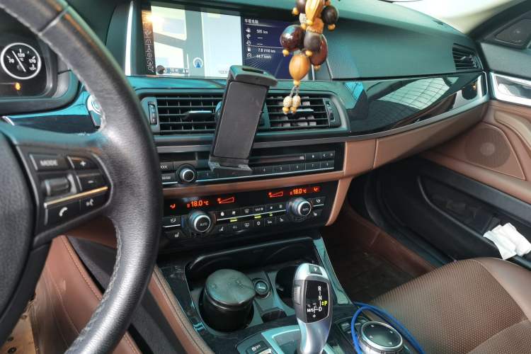 Used BMW 5 Series 2014 520Li Elegant Model Audio And AC Panel