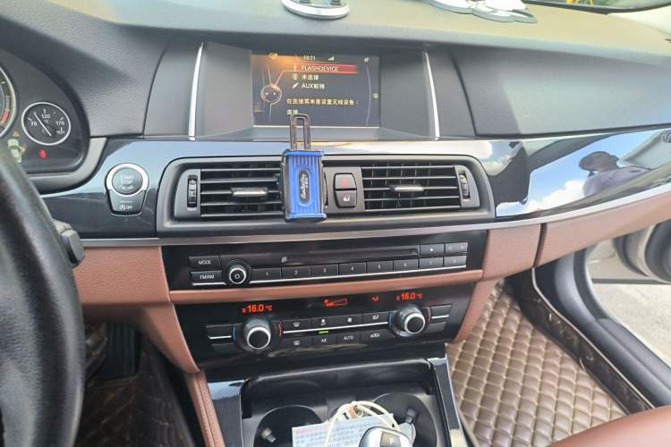 Used BMW 5 Series 2014 520Li Elegant Model Audio And AC Panel