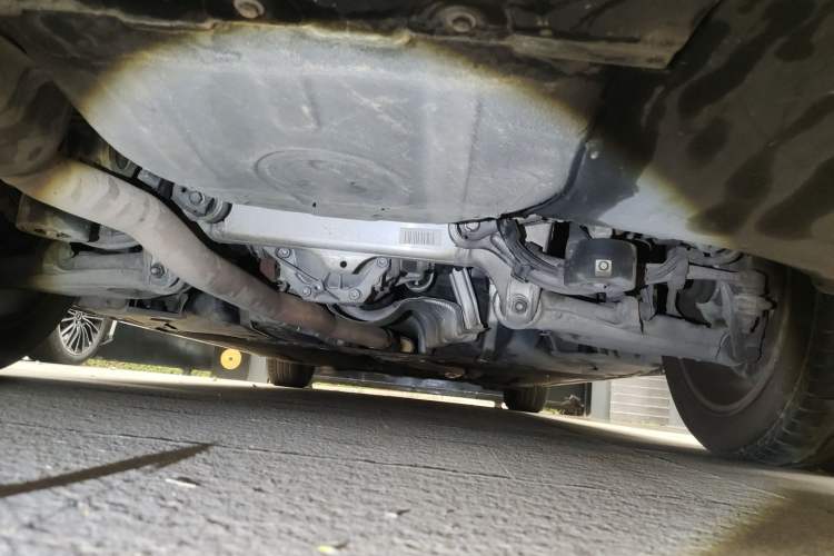 Used BMW 5 Series 2014 525Li Luxury Design Package Chassis Rear