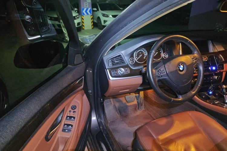 Used BMW 5 Series 2014 530Li Leading Model Driver Seat
