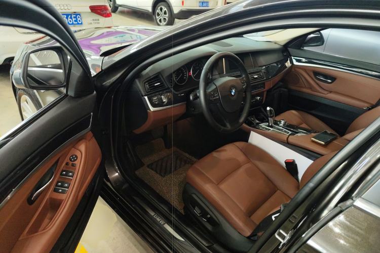 Used BMW 5 Series 2014 520Li Elegant Model Driver Seat