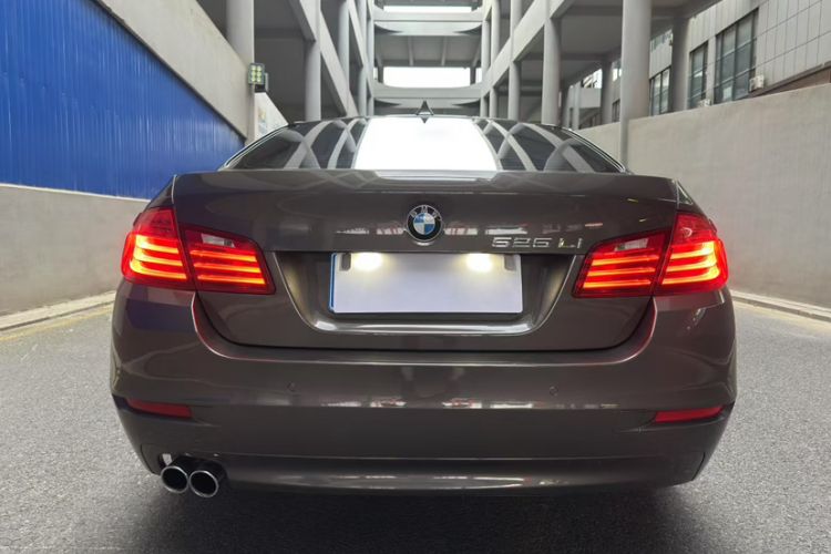 Used BMW 5 Series 2014 525Li Leading Model Exterior 1