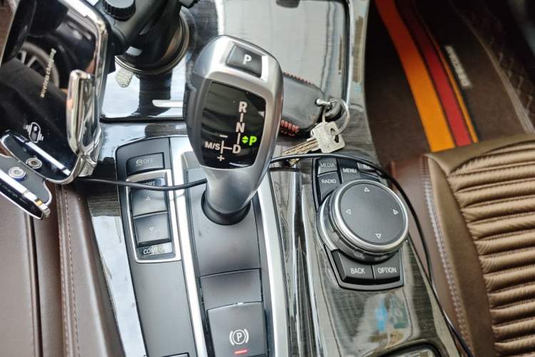 Used BMW 5 Series 2014 525Li Luxury Design Package Gear Lever