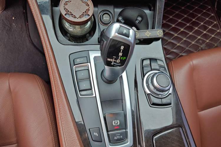 Used BMW 5 Series 2014 525Li Leading Model Gear Lever