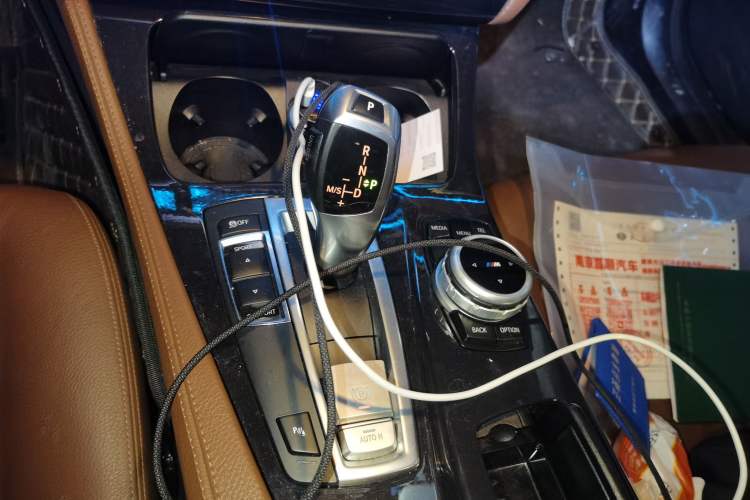 Used BMW 5 Series 2014 520Li Elegant Model Gear Lever