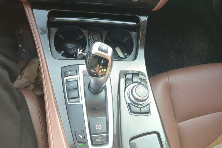 Used BMW 5 Series 2014 525Li Leading Model Gear Lever