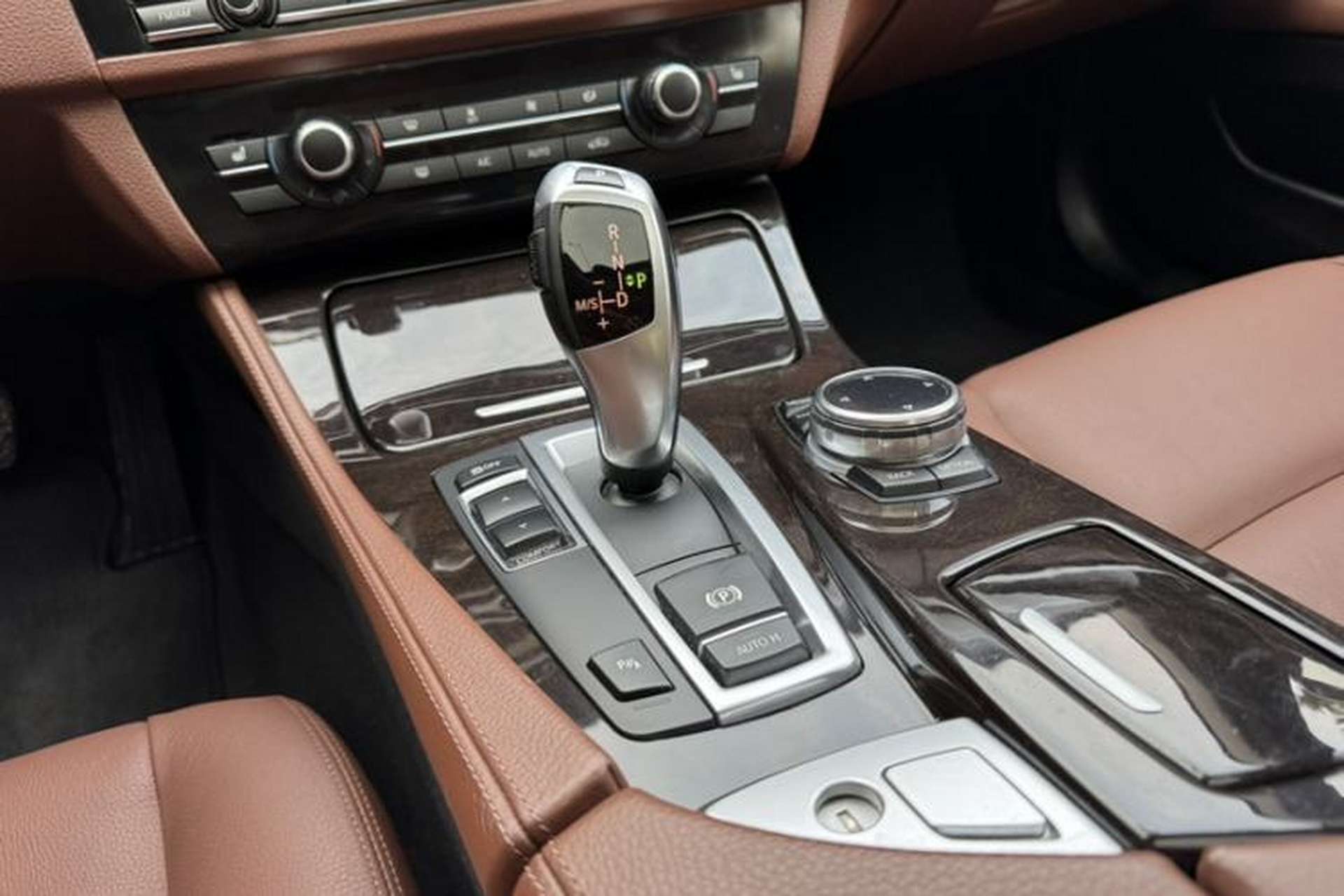 Used BMW 5 Series 2014 525Li Leading Model Gear Lever