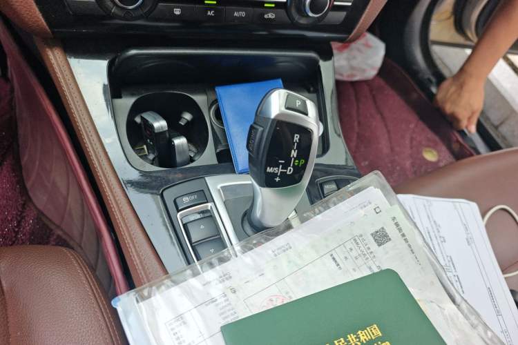 Used BMW 5 Series 2014 520Li Elegant Model Gear Lever