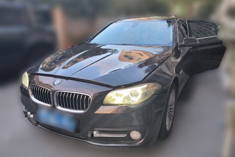 Used BMW 5 Series 2014 525Li Leading Model Guazi used car, China used car export, Used car for sale, Used cars, Cheapest cars for sale
