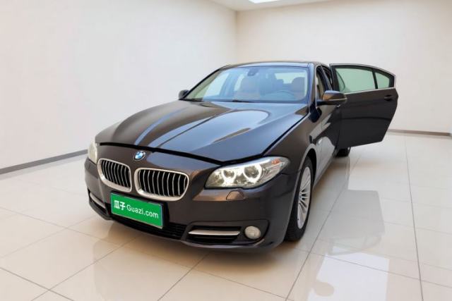 Ojetý BMW 5 Series 2014 525Li Leading Model