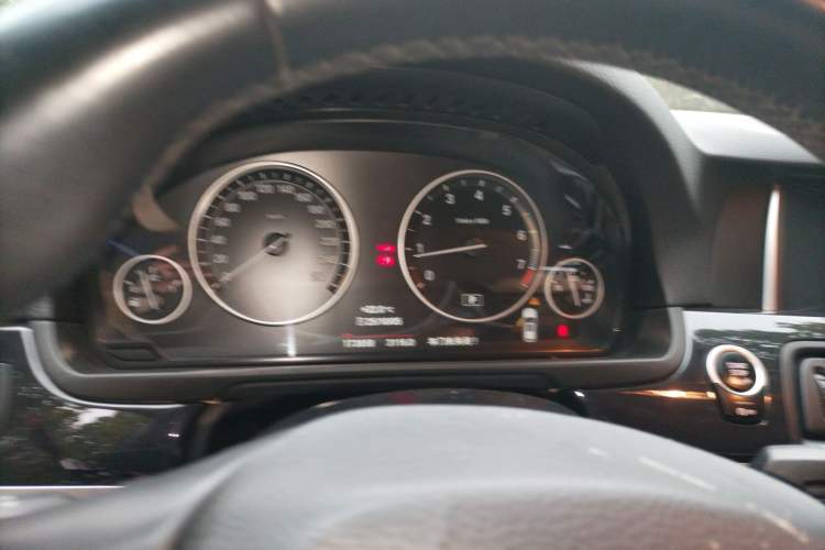 Used BMW 5 Series 2014 520i Touring Edition Instrument Cluster