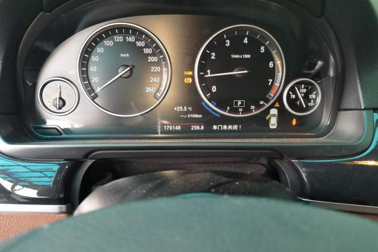 Used BMW 5 Series 2014 520Li Elegant Model Instrument Cluster
