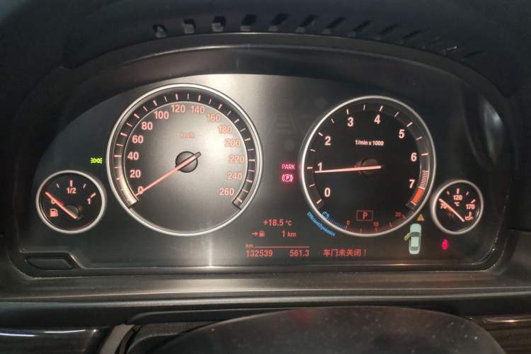 Used BMW 5 Series 2014 525Li Luxury Design Package Instrument Cluster