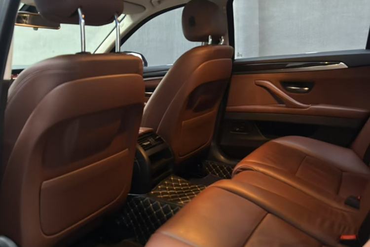 Used BMW 5 Series 2014 525Li Leading Model Interior 1