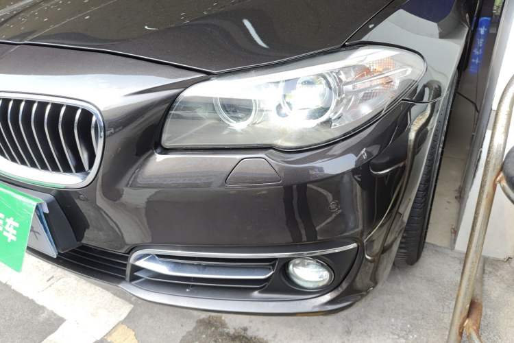 Used BMW 5 Series 2014 525Li Luxury Design Package Left Front Headlight