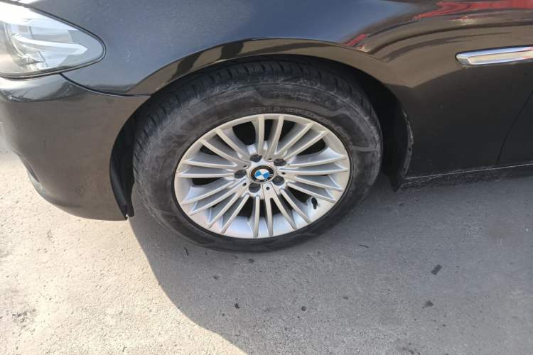 Used BMW 5 Series 2014 525Li Leading Model Left Front Wheel Hub