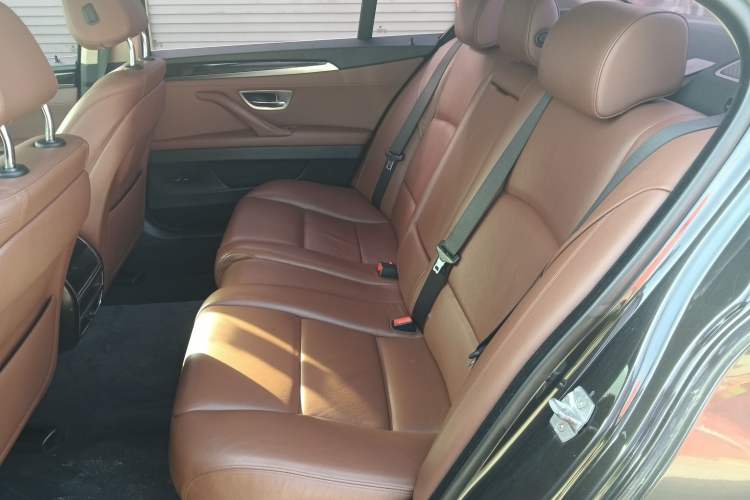 Used BMW 5 Series 2014 525Li Leading Model Left Rear Seat
