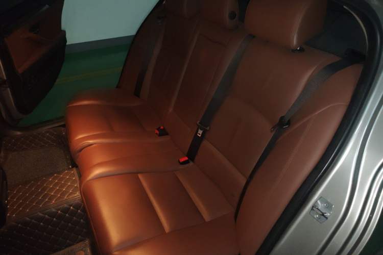 Used BMW 5 Series 2014 525Li Leading Model Left Rear Seat