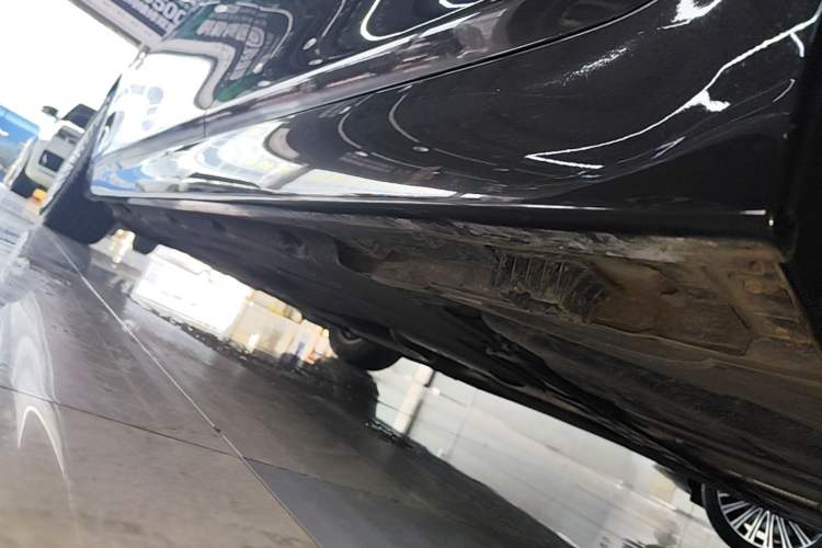 Used BMW 5 Series 2014 525Li Leading Model Left Side Sill