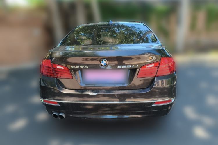 Used BMW 5 Series 2014 525Li Luxury Design Package Rear