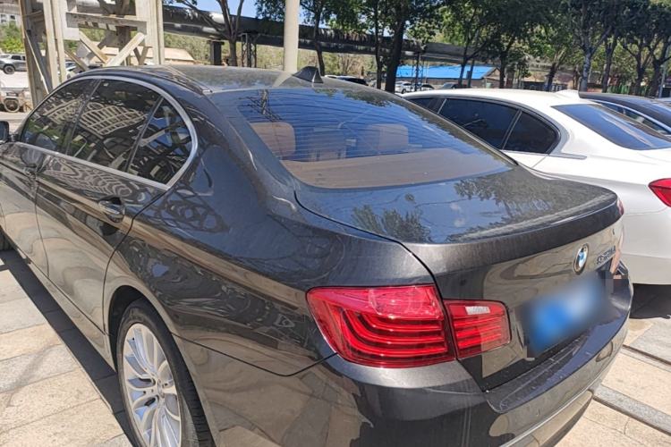 Used BMW 5 Series 2014 525Li Luxury Design Package Rear Left 45 Deg