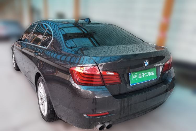 Used BMW 5 Series 2014 520Li Elegant Model Rear Left 45 Deg