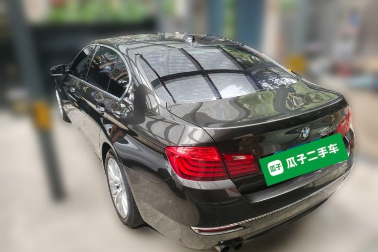Used BMW 5 Series 2014 525Li Luxury Design Package Rear Left 45 Deg