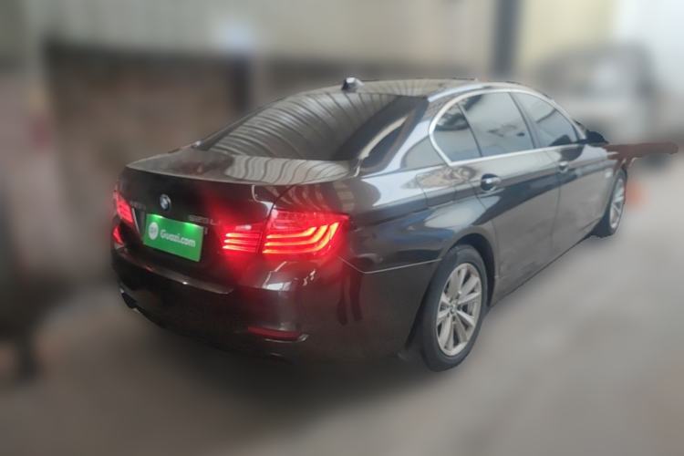 Used BMW 5 Series 2014 520Li Elegant Model Rear Right 45 Deg