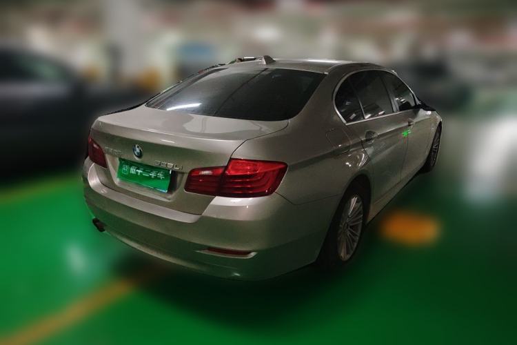Used BMW 5 Series 2014 525Li Leading Model Rear Right 45 Deg