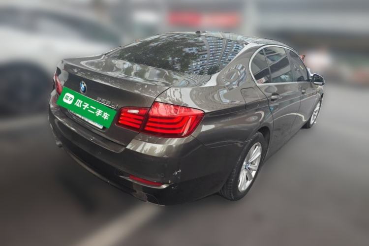 Used BMW 5 Series 2014 520Li Elegant Model Rear Right 45 Deg