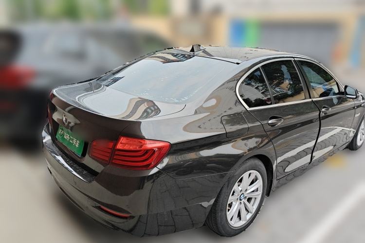 Used BMW 5 Series 2014 520i Elegant Edition Rear Right 45 Deg