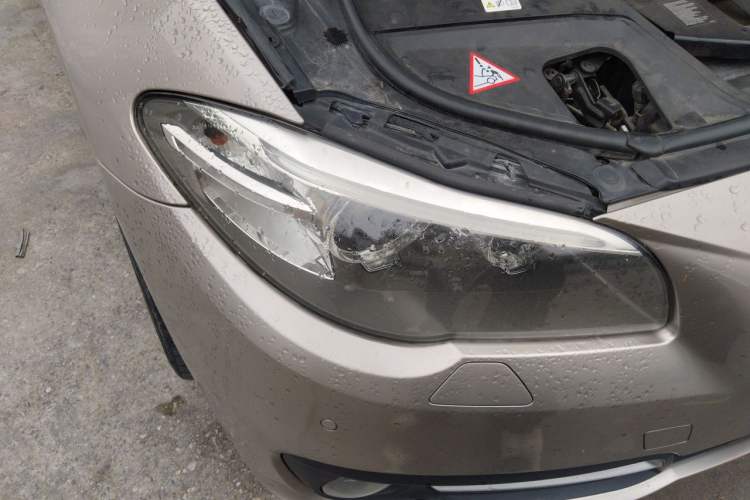 Used BMW 5 Series 2014 535Li Leading Model Right Front Headlight