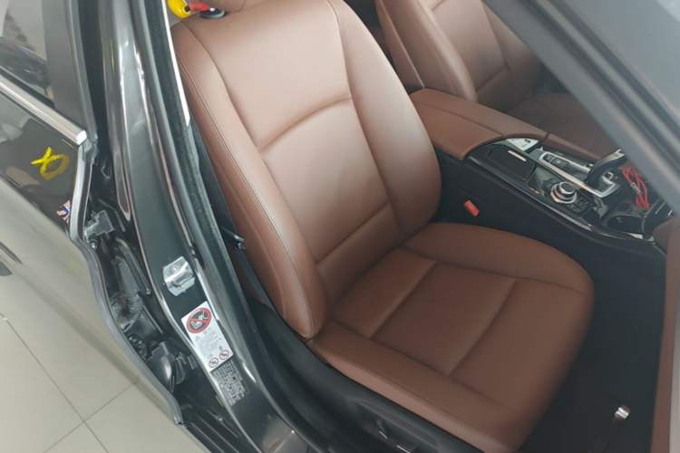 Used BMW 5 Series 2014 520Li Elegant Model Right Front Seat