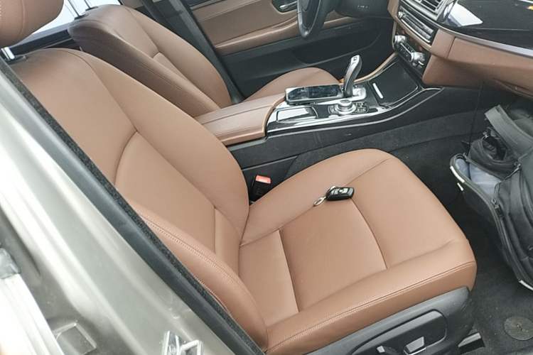 Used BMW 5 Series 2014 520Li Elegant Model Right Front Seat